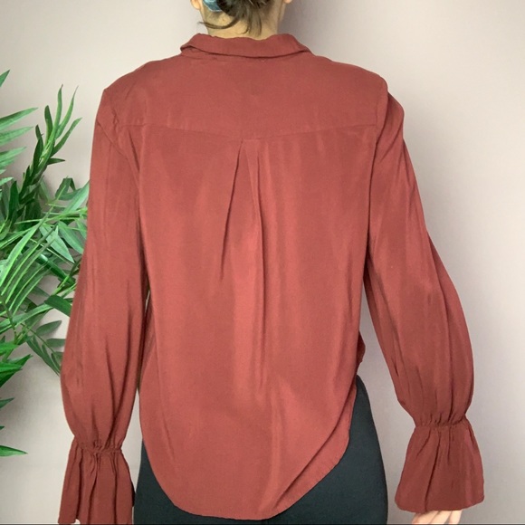 Forever21 Blouse with balloon sleeve - Picture 3 of 7